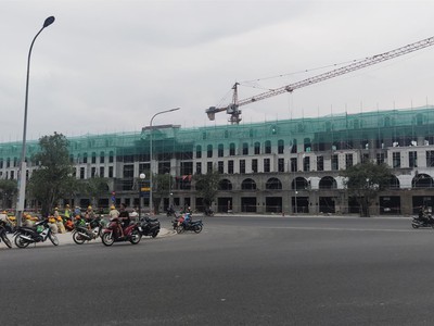 Cho thuê shophouse vinhomes mặt đường 30m, miễn phí thuê 0 đồng trong 18 tháng 3