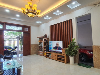 Chính chủ bán biệt thự ven sông 400m2, 5pn 5wc, tại thủ đức 1