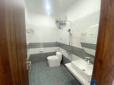 Bán nhà xây mới phố khúc thừa dụ, 52m 4 tầng lô góc, ô.tô đỗ cửa giá 3.89 tỉ 4