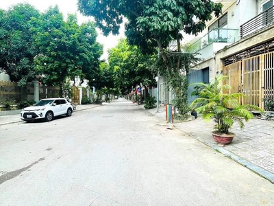 Liền kể văn phú, mặt tiền 5m, nhỉnh 11 tỷ 0