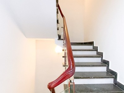 Bán nhà phố an đà, diện tích 55m 5 tầng 5 ngủ giá 3.5 tỉ ngõ cực nông 3