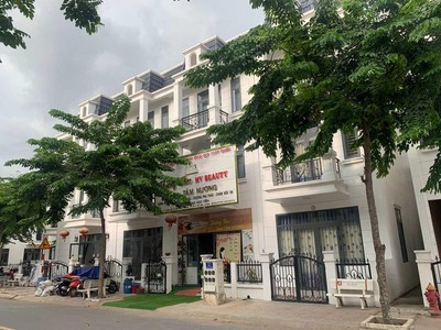 Chiết Khấu 5 Tặng 10 Chỉ Vàng Nhà Phố Phước Điền Citizen, Tân Uyên BD, giá cực kỳ ưu đãi 0