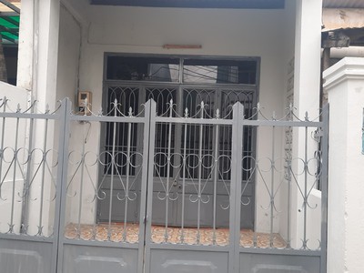 Cho thuê nhà cấp 4 nguyên căn. K35/39 Trưng Nhị. Phường Hòa Thuận Tây. Hải Châu. TP Đà Nẵng 0