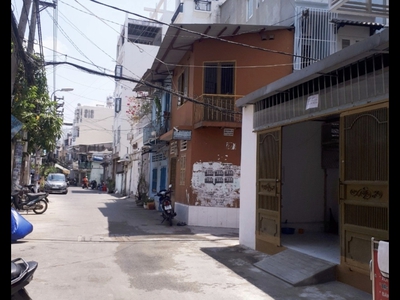Cho thuê nhà căn góc hẻm xe tải Bùi Đình Túy, P.12, Bình Thạnh, HCM 2