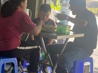 Cần sang nhanh mặt bằng kinh doanh mặt tiền quán ăn sáng tại đường lê thị hoa, bình chiểu 2