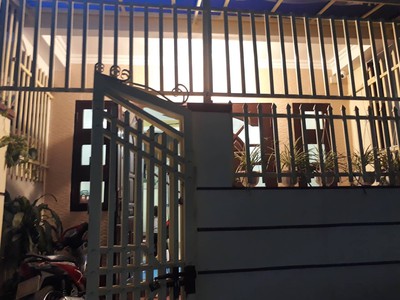 Chính chủ cần bán nhanh nhà  1tầng 1 tum thuộc ngõ giếng nước vườn rau - phường trần hưng đạo   tp 2
