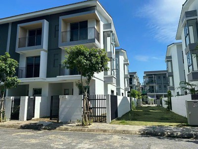 Bán căn sẻ khe  liền kề 105 m bellhomes thủy nguyên 0