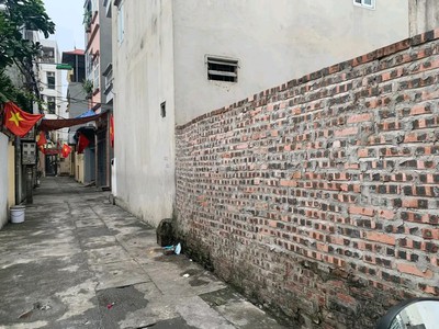 Bán gấp mảnh đất minh khai bắc từ liêm, 43m2, ô tô vào đất, giá: nhỉnh 3 tỷ 1