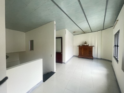 Cho thuê nhà 3 tầng trống suốt 3PN 80m2 đường Bế Văn Đàn gần gần Hà Huy Tập giá 12tr/tháng 10