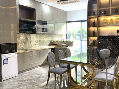 Cho thuê nhà đẹp 3 tầng 3PN Full nội thất,gara oto đường 7m5 Đinh Văn Chấp, Hòa Xuân 2