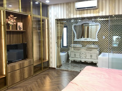 Cho thuê nhà đẹp 3 tầng 3PN Full nội thất,gara oto đường 7m5 Đinh Văn Chấp, Hòa Xuân 9