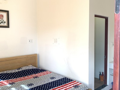 Cho thuê nhà 3 tầng Ngô Quyền 9PN khép kín, tầng hầm để xe gần Trương Định giá chỉ 17tr 4