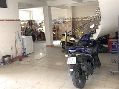 Cho thuê nhà 3 tầng Ngô Quyền 9PN khép kín, tầng hầm để xe gần Trương Định giá chỉ 17tr 13