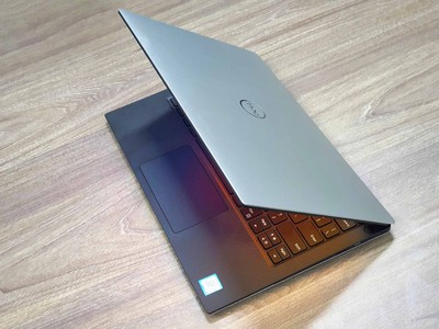 Dell XPS 13 9380 i7-8665U Ram 16GB SSD 256GB Màn hình 13.3 Inch UHD 4K Touch 0