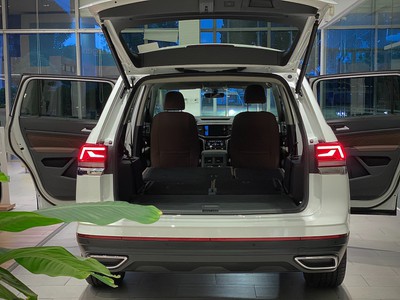 Cần Bán xe Volkswagen Teramont 2.0 TSI   Xe mới 4