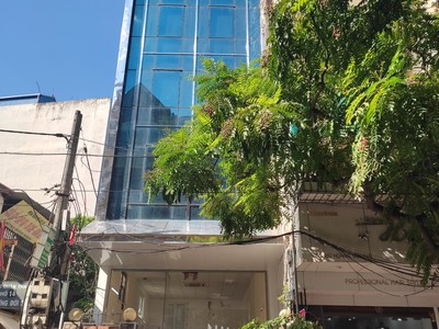 Cho thuê mặt bằng phố định công thượng gần bùi xương trạch hoàng mai toà nhà vị trí đẹp,diện tích 15 0