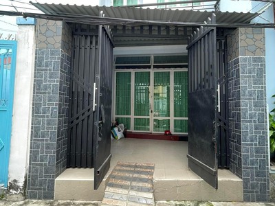 CHo thuê NNC Phạm Thế Hiển Full nội thất 3pn 2wc .DT:5x20 trệt 1 lầu .Giá:9tr.LH: 0937577198 1