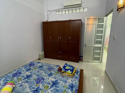 CHo thuê NNC Phạm Thế Hiển Full nội thất 3pn 2wc .DT:5x20 trệt 1 lầu .Giá:9tr.LH: 0937577198 5