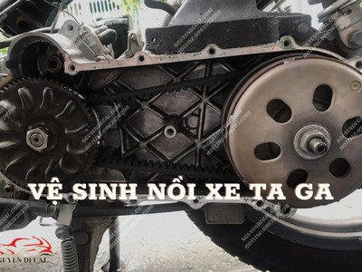 Tại sao bạn nên đến Cửa hàng Nguyễn Decal để vệ sinh nồi xe tay ga 0