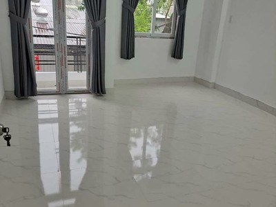 Bán nhà Khu dân cư xuyên á Mỹ hạnh Nam gần Cầu lớn hóc môn 700tr sổ hồng riêng 100m2 1