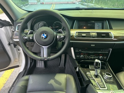 Cần Bán Xe BMW 528i GT - SX: 2016. 1