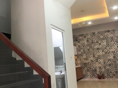 Nhà mới 100  4x17 3.5 tấm đường 8m KDC Bình Phú Giá chỉ 17 triệu 2