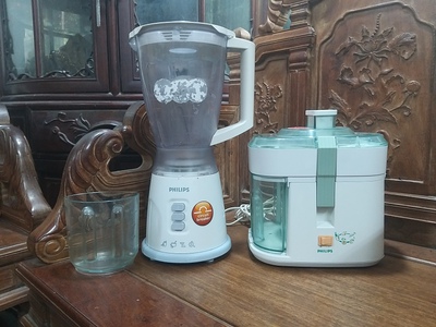 Bán máy xay , ép hiệu Philips . 0