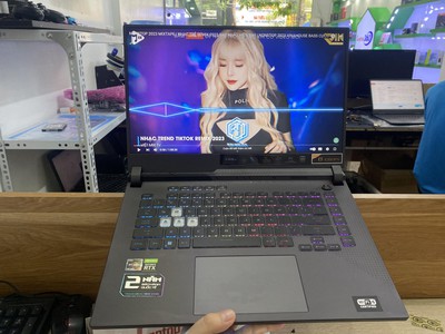 Bán gấp siêu phẩm Laptop Gaming Asus ROG Strix G513IC-NH279W 1