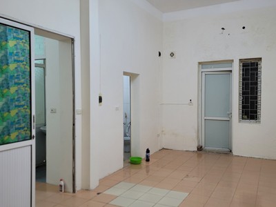 Cho thuê tầng 1 chung cư dịch vong cầu giấy 95m2 2 ngủ 2wc 3