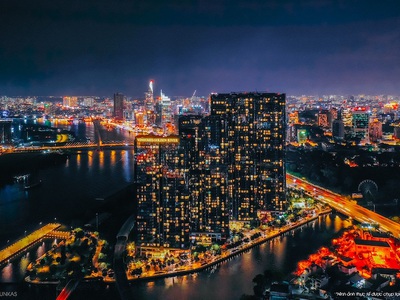 Bán căn hộ vinhomes golden river tầng cao, 2 phòng ngủ, full nội thất, ban công thoáng 4