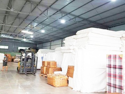 Xưởng gần 500m2 - cách mt lê thị riêng 50m - đường 10m có vỉa hè. 0