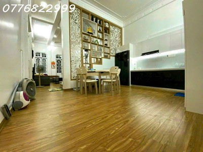 Cần bán nhà  mặt tiền võ liêm sơn, p. trường an, tp.huế tiện ở và kinh doanh 2