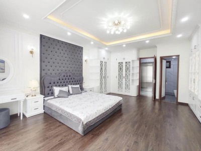 Đấu giá đa sỹ, 65m, 7 tầng thang máy, mặt tiền 5m, 9.99 tỷ 2