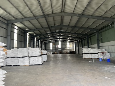 Cho thuê kho 1000m2 đẹp gần trung tâm 1