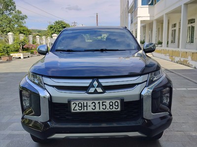Chính chủ cần bán xe Triton 4x2 AT SX 2020 0