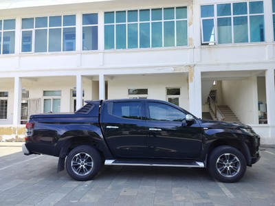Chính chủ cần bán xe Triton 4x2 AT SX 2020 3