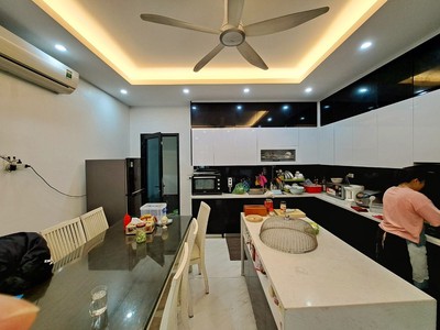 Bán nhà trọ 9 phòng đường Nguyễn Tư Nghiêm, quận 2 1061