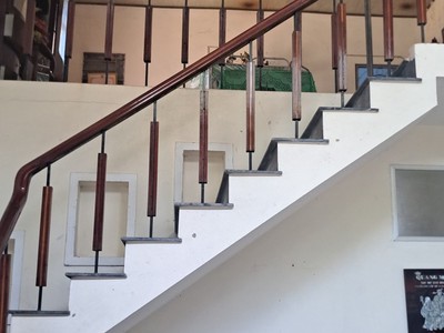 Bán nhà cấp 4 có gác lửng, mặt tiền đường 5.5m.hòa thọ đông, cẩm lệ. diện tích 135 m2 . giá 4.4 tỷ. 0