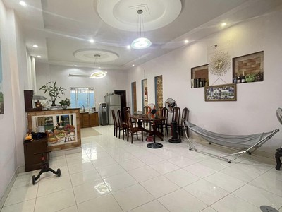 Sát mt đường nguyễn văn quá - 2 tầng - ngang 5m nhà đẹp ở ngay. 4