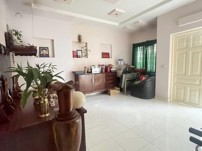 Sát mt đường nguyễn văn quá - 2 tầng - ngang 5m nhà đẹp ở ngay. 3