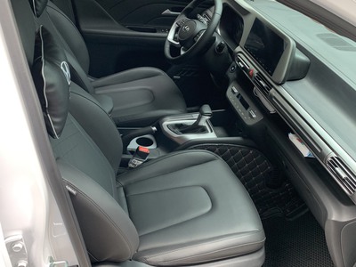 Xe huyndai stargazer lướt 1