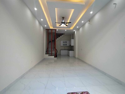 Bán Nhà Ngõ 161 Hoa Lâm, Việt Hưng, 35m2, 5 Tầng, Phân Lô, Ô Tô, Full Nội Thất, Nhỉnh 3 Tỷ 1