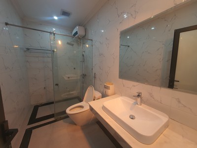 Cho thuê nhà 4 tầng Tích Sơn, Vĩnh Yên, Vĩnh Phúc. Gía 14 triệu/ tháng 0