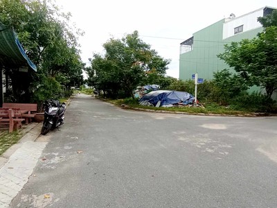 Bán Đất đường Hoà Phú 10, Khu đô thị mới trục Tây Bắc 1