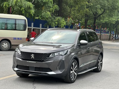 Peugeot 5008 siêu lướt giá mềm 0