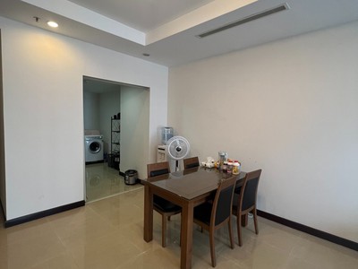 Chính chủ cho thuê căn hộ 2 phòng ngủ 112m2, full đồ có thể vào ở luôn tại royal city - thanh xuân 1