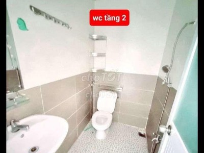 Cho thuê tầng 2 trong nhà nguyên căn, wc riêng, đường xóm chiếu phường 16, quận 4, tp hồ chí minh. 3