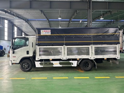 Xe tải ISUZU NPR400 - 3.5 tấn - thùng mui bạt 1