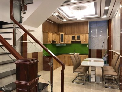 Chính chủ: Cho thuê nhà 3 LẦU 4PN, 2329 Huỳnh Tấn Phát, Nhà Bè 2