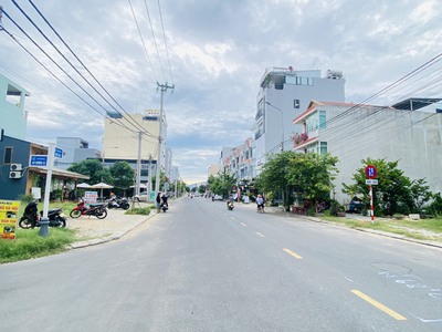 Bán nhà 4 tầng mặt tiền phố tây an thượng. full nội thất - cách biển chỉ vài bước chân - giá 4,x tỷ 0